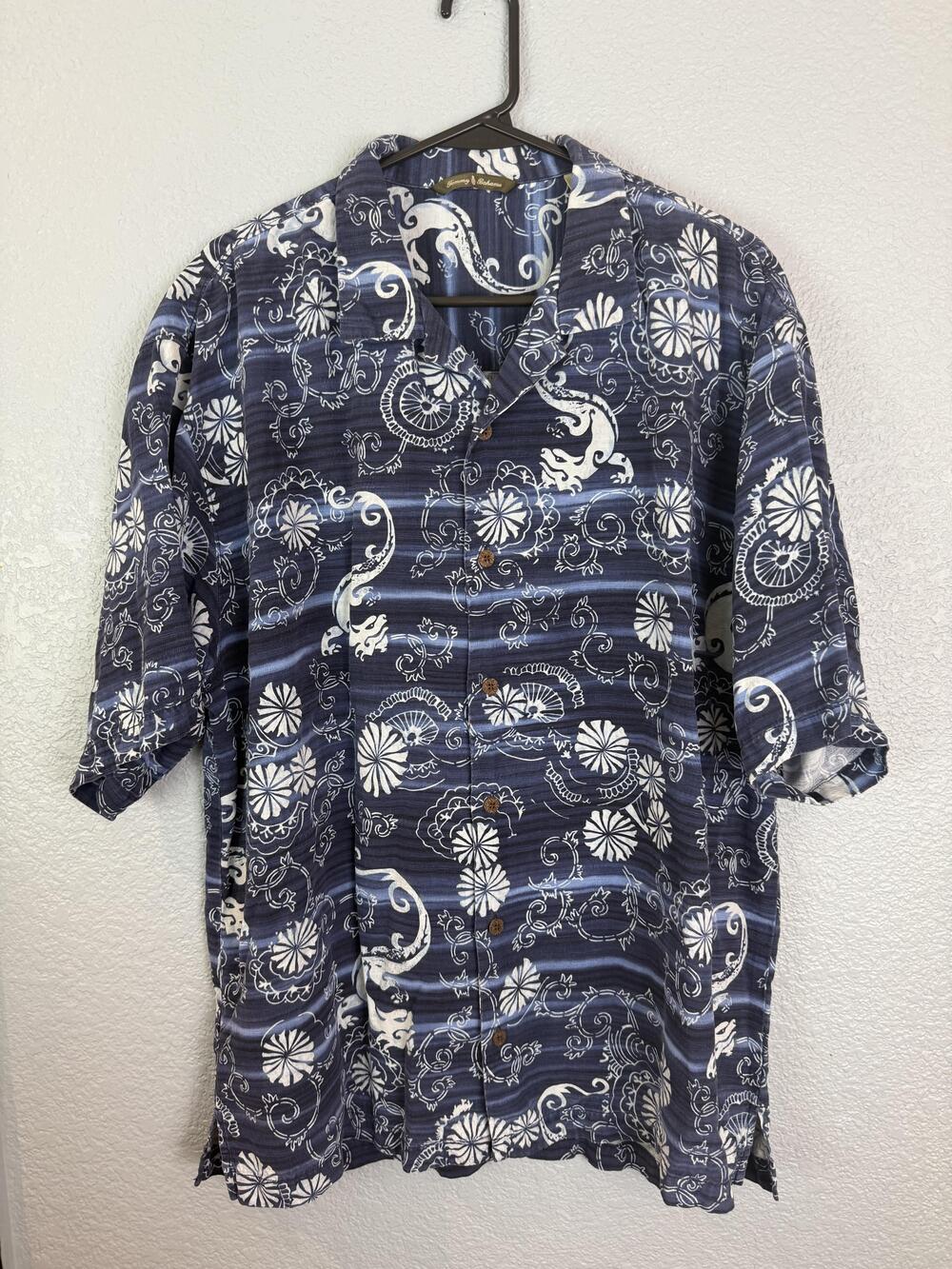 Tommy Bahama Shirt Mens Large Blue White Silk Button Up Hawaiian Floral Casual